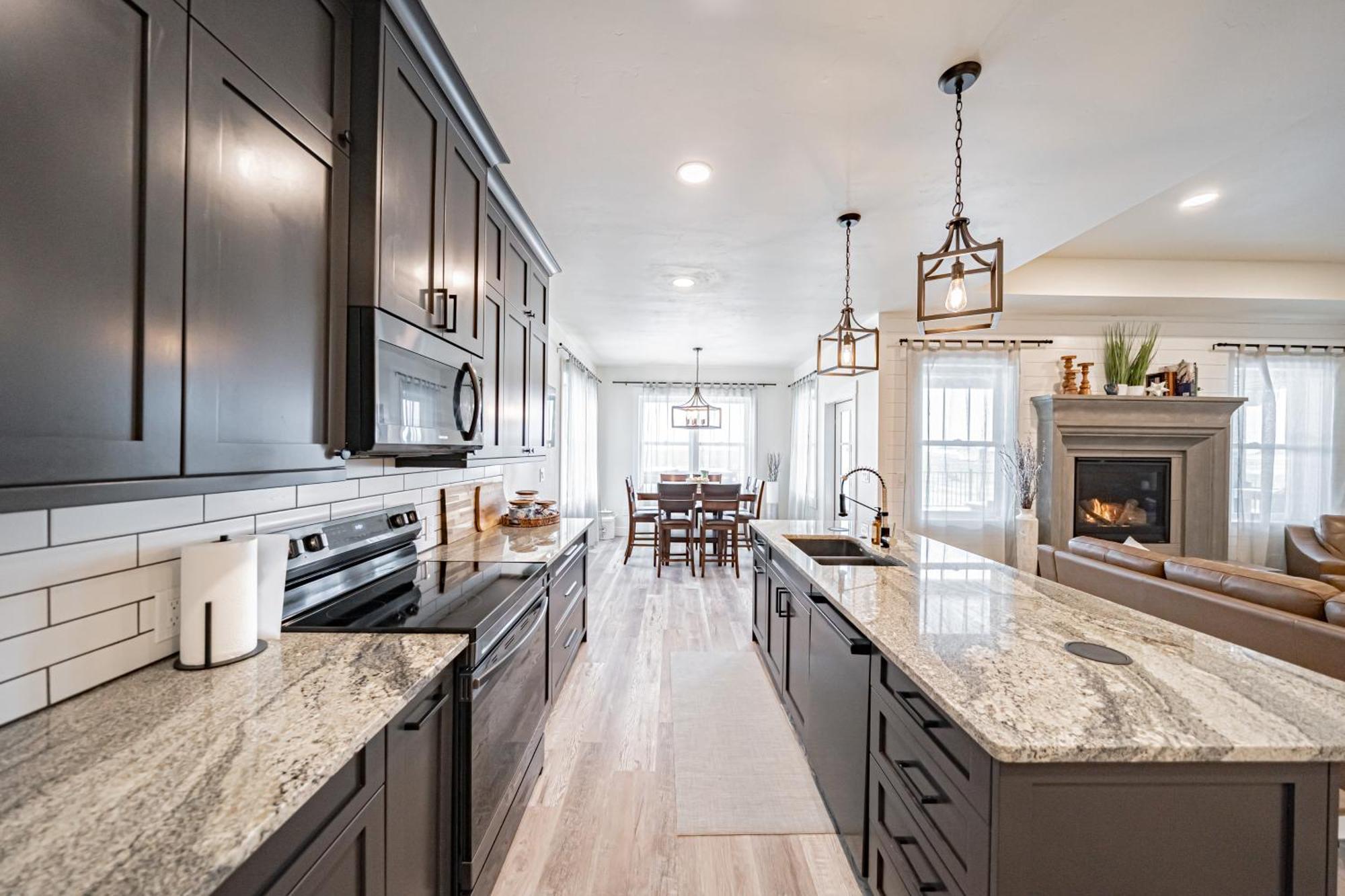 Teton Valley Getaway With Private Deck And Hot Tub! Ashton Buitenkant foto